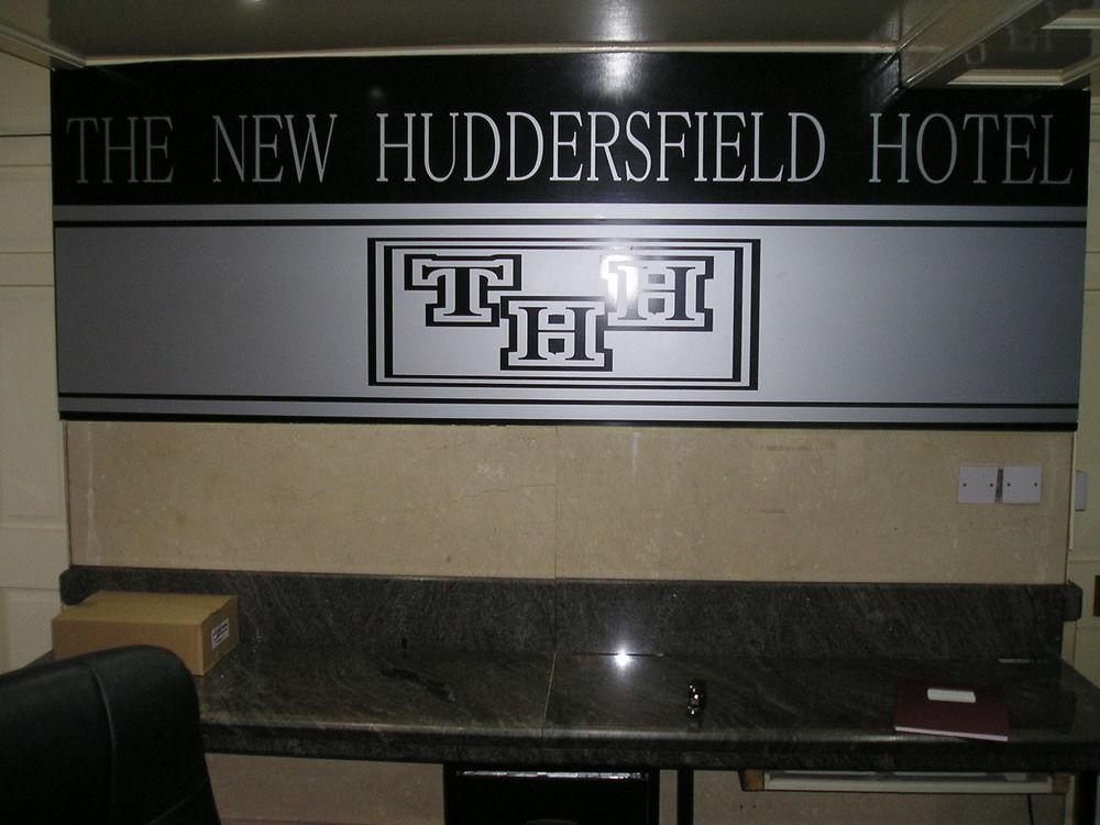 Huddersfield Hotel Exterior photo